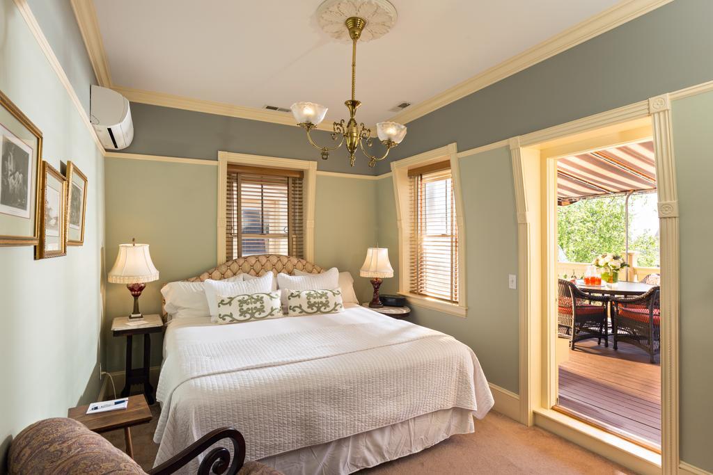 Brass Key Guesthouse Adults Only Provincetown Exteriér fotografie