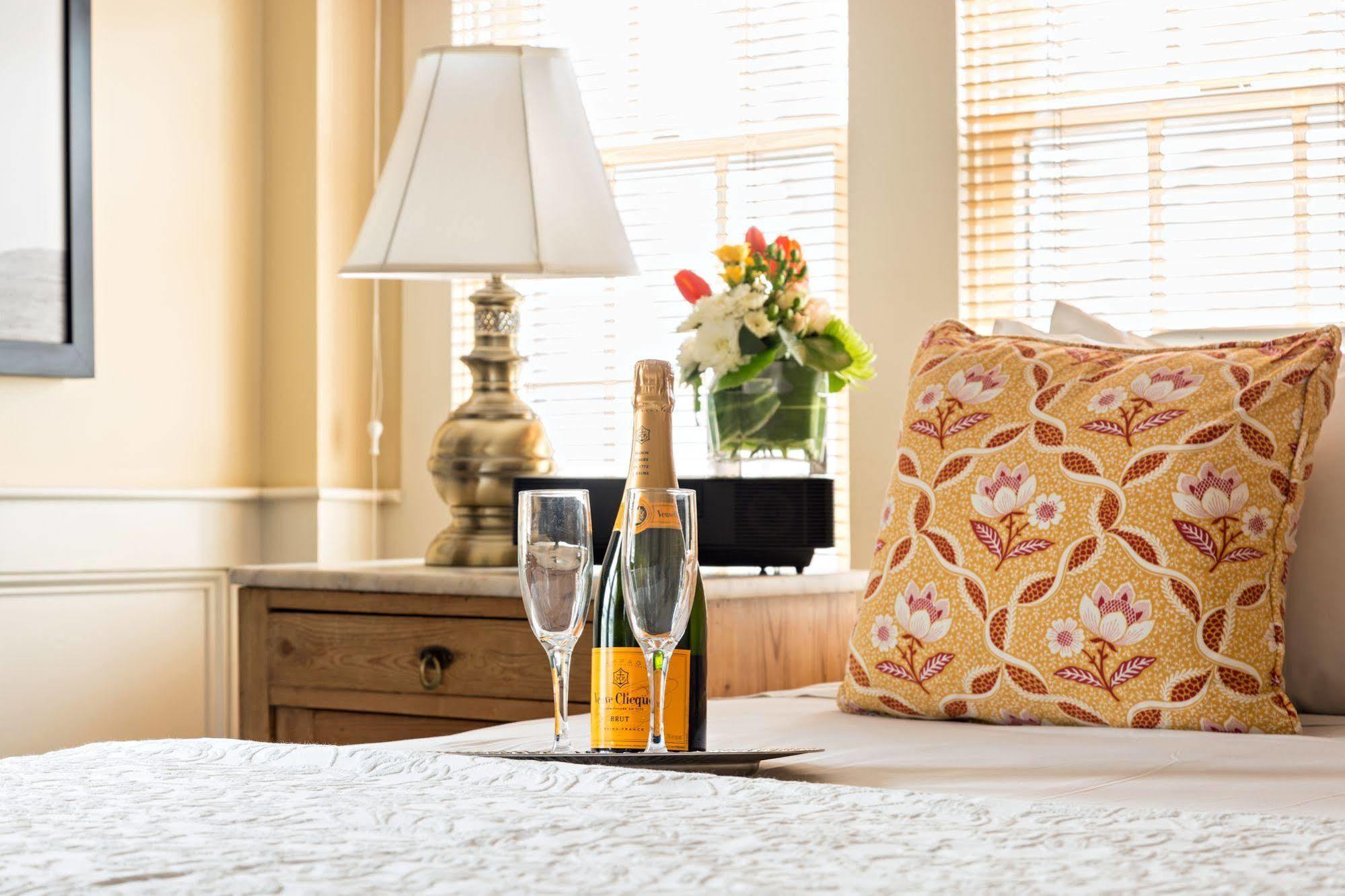 Brass Key Guesthouse Adults Only Provincetown Exteriér fotografie